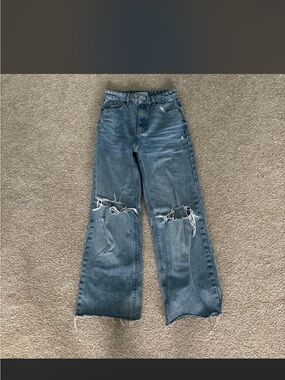 Zara Distressed Wide-Leg Jeans in Faded Blue